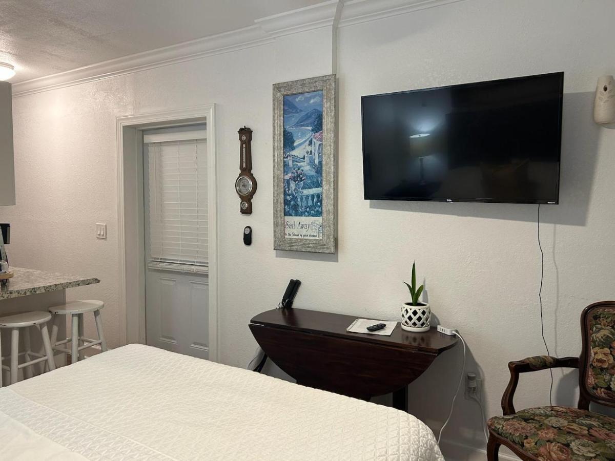 Tampa Citrus Park Apartment Exterior photo